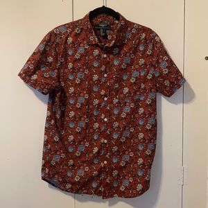 Forever 21 Men’s short sleeve floral button down